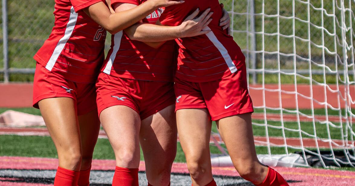 Eagles drop tight one to Crusaders on the pitch