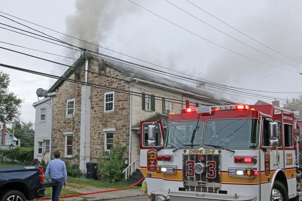 Fire displaces 2 families - Vimarsana News