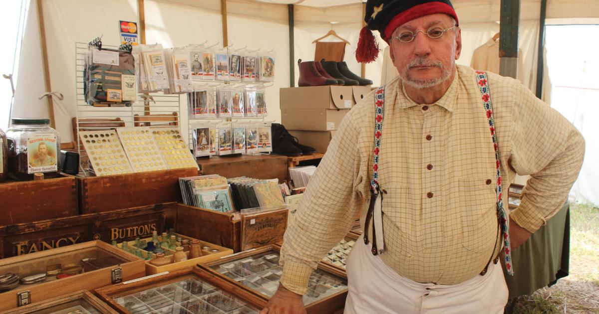 Button Baron 'Button Baron' readies for battle re-enactment | Local News ...