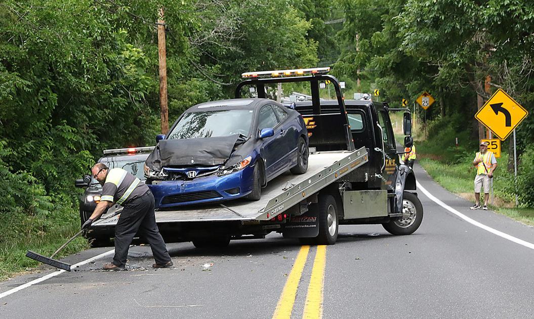 Vehicles crash on Hanover Road Local News