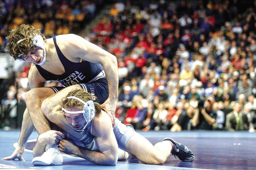 NCAA wrestling: Logan Stieber keeps rolling with quarterfinal win