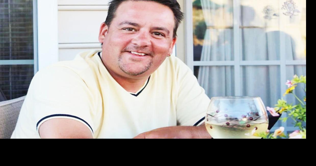 Russell Collins Obituaries