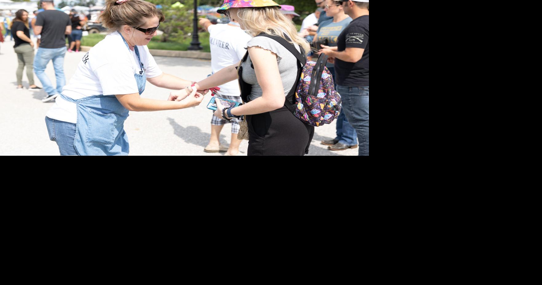 Volunteers needed for wine festival - Gettysburg Times