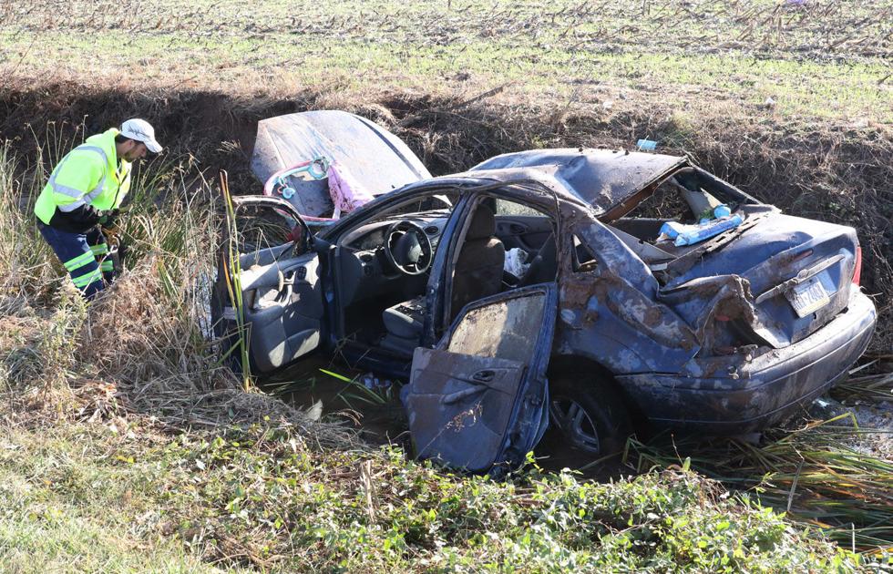 1 injured in crash Local News