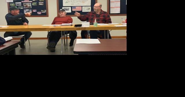 Tempers flare at Huntington meeting - Vimarsana News
