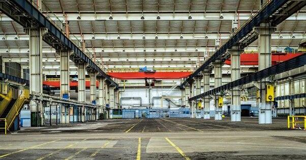 Big Warehouse Wins Without a Big Budget