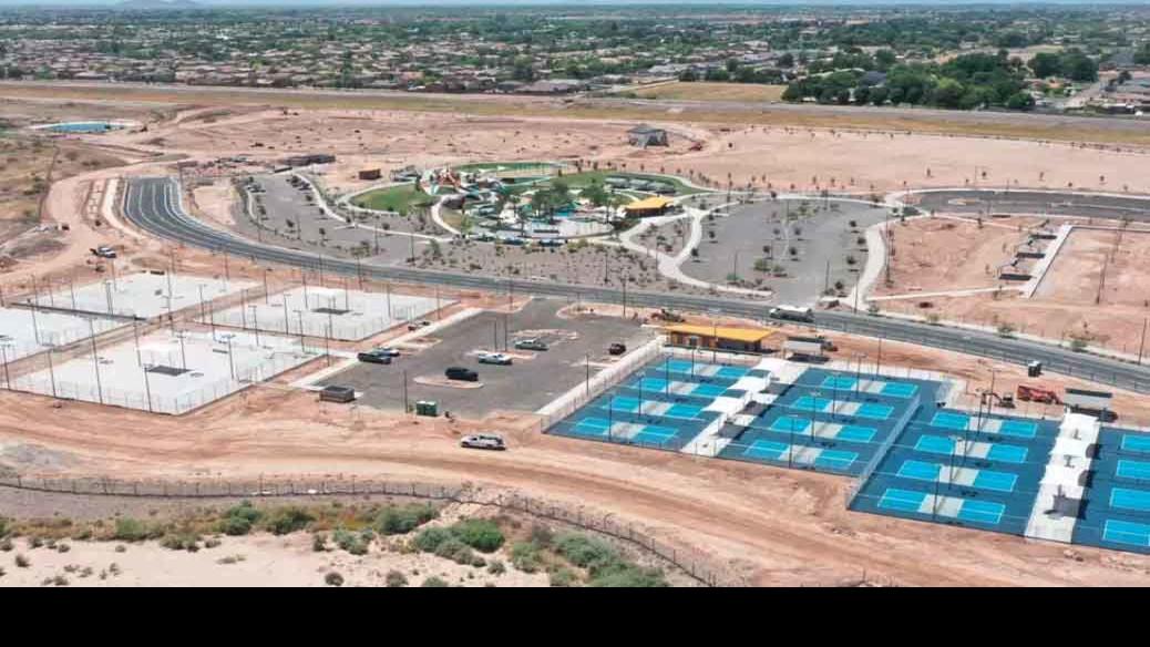 Town Offering Drive In Movies As It Reawakens News Gilbertsunnews Com