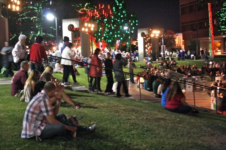 Glendale Glitters 2012 | Features | glendalestar.com