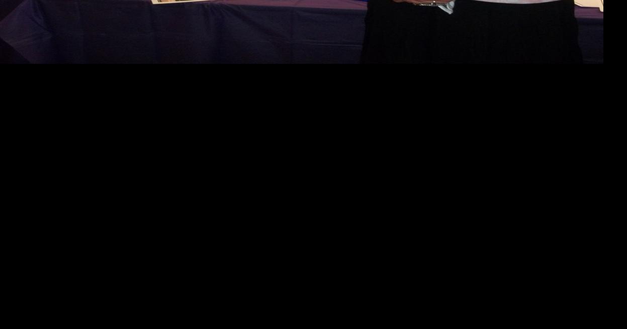 The Friends of the Glendale Public Library Features