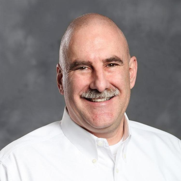 Glendale physician earns medical leadership and patient experience