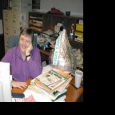 Velma Teague Branch library manager retires | Features | glendalestar.com
