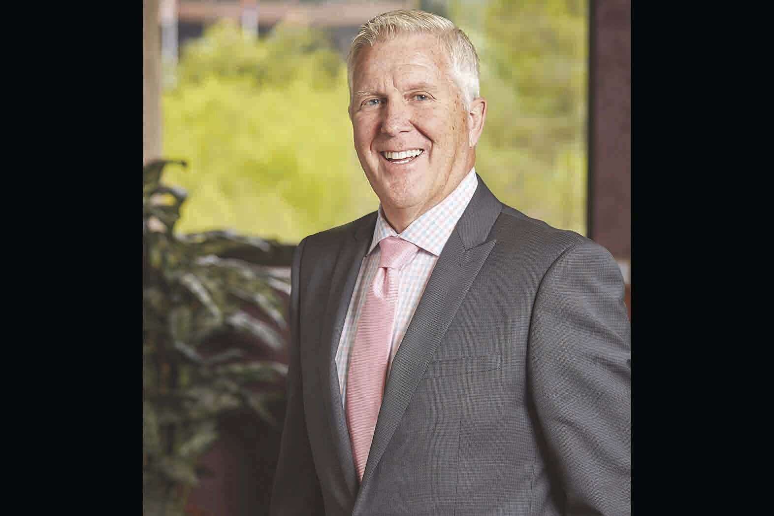 Glendale city manager seeking a raise - Vimarsana News