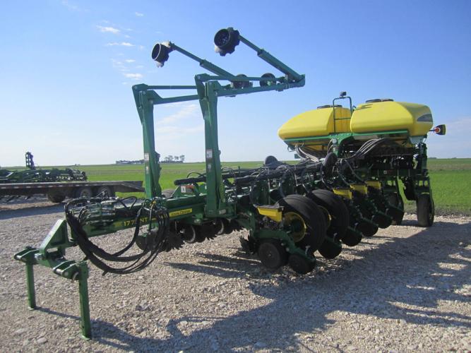 KCN John Deere 3
