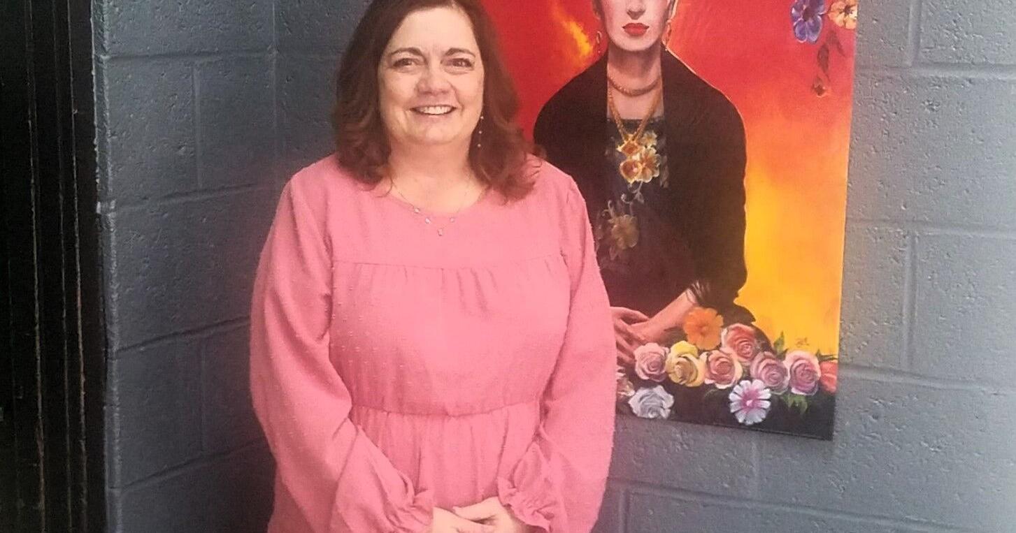 Patti Miller prepares for her last class - Vimarsana News