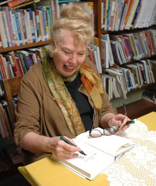 New Yorker stops in St. Ansgar for book signing ceremony Latest Local