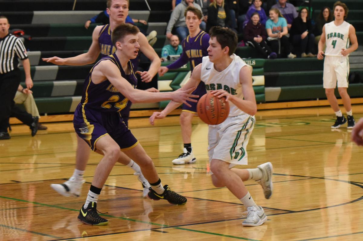 High School Boys Basketball Lake Mills Beats Osage In Tense