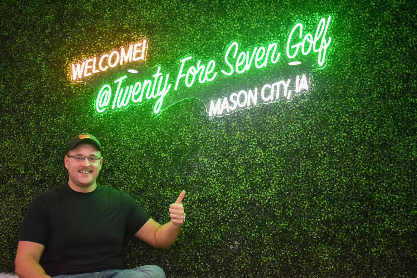 Twenty Fore Seven tees up in Mason City