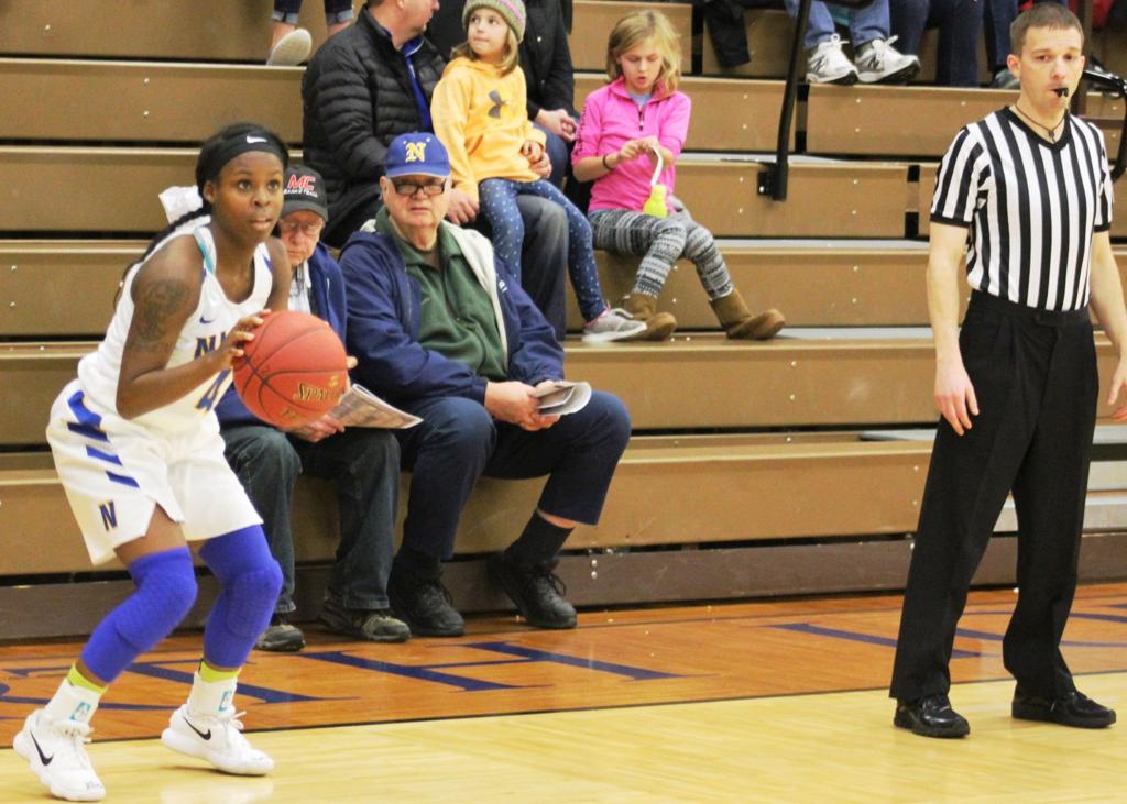 No 9 Niacc Opens Holiday Tourney With Win North Iowa College