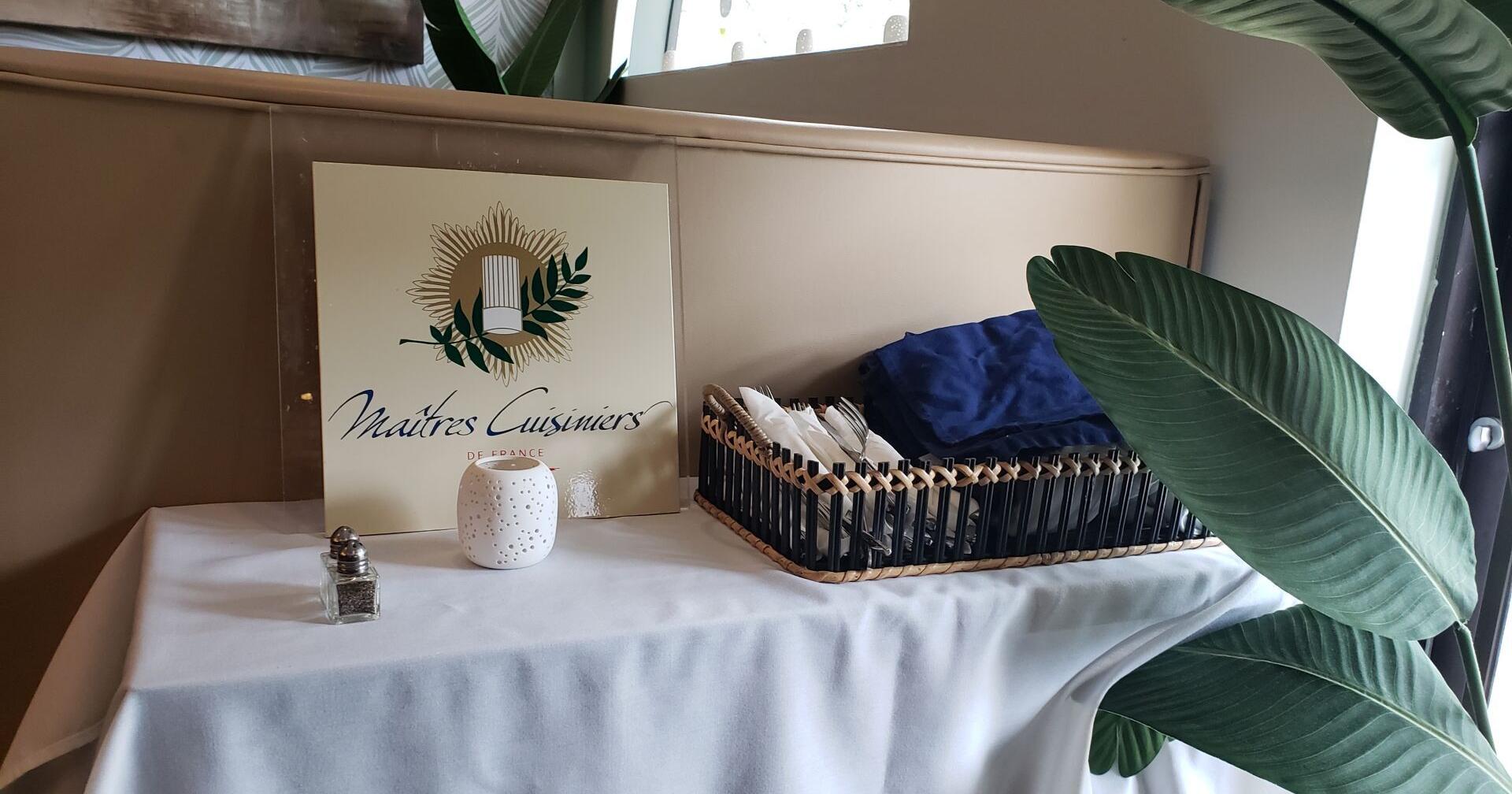 Surfside Café offers high end, beach house ambiance - Vimarsana News