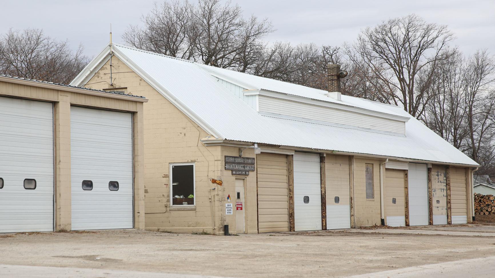 Clear Lake OKs purchase of Cerro Gordo maintenance shop - Vimarsana News