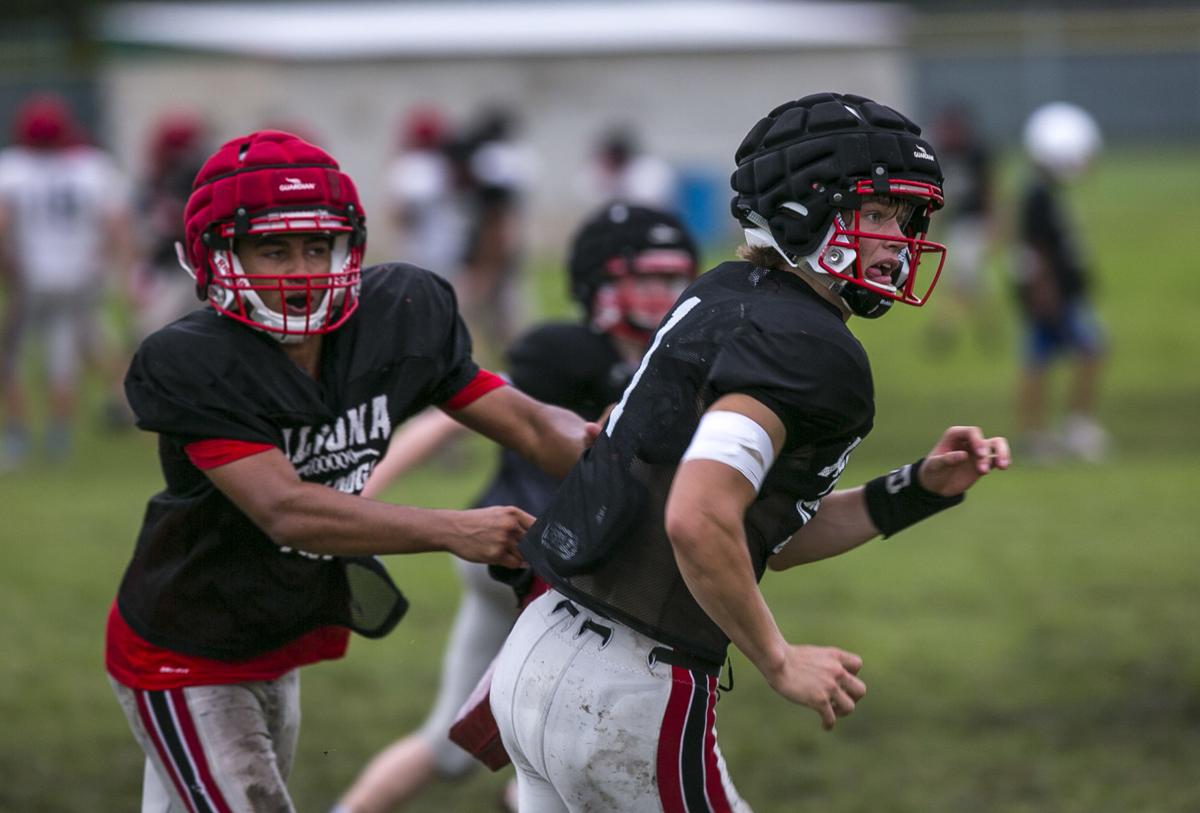 Algona S Wyatt Wegener Getting Division I Football Attention