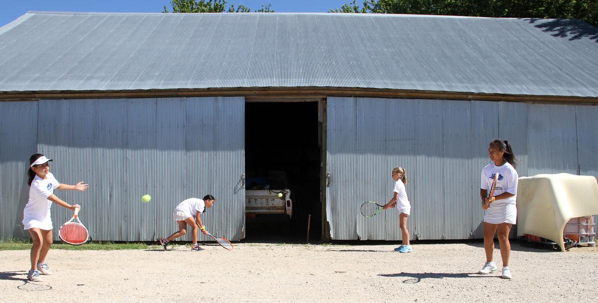 A year after Kuhn's death, invitational in his honor reopens Charles