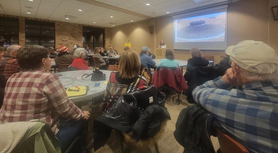 Landowners air concerns about wind farms in Cerro Gordo