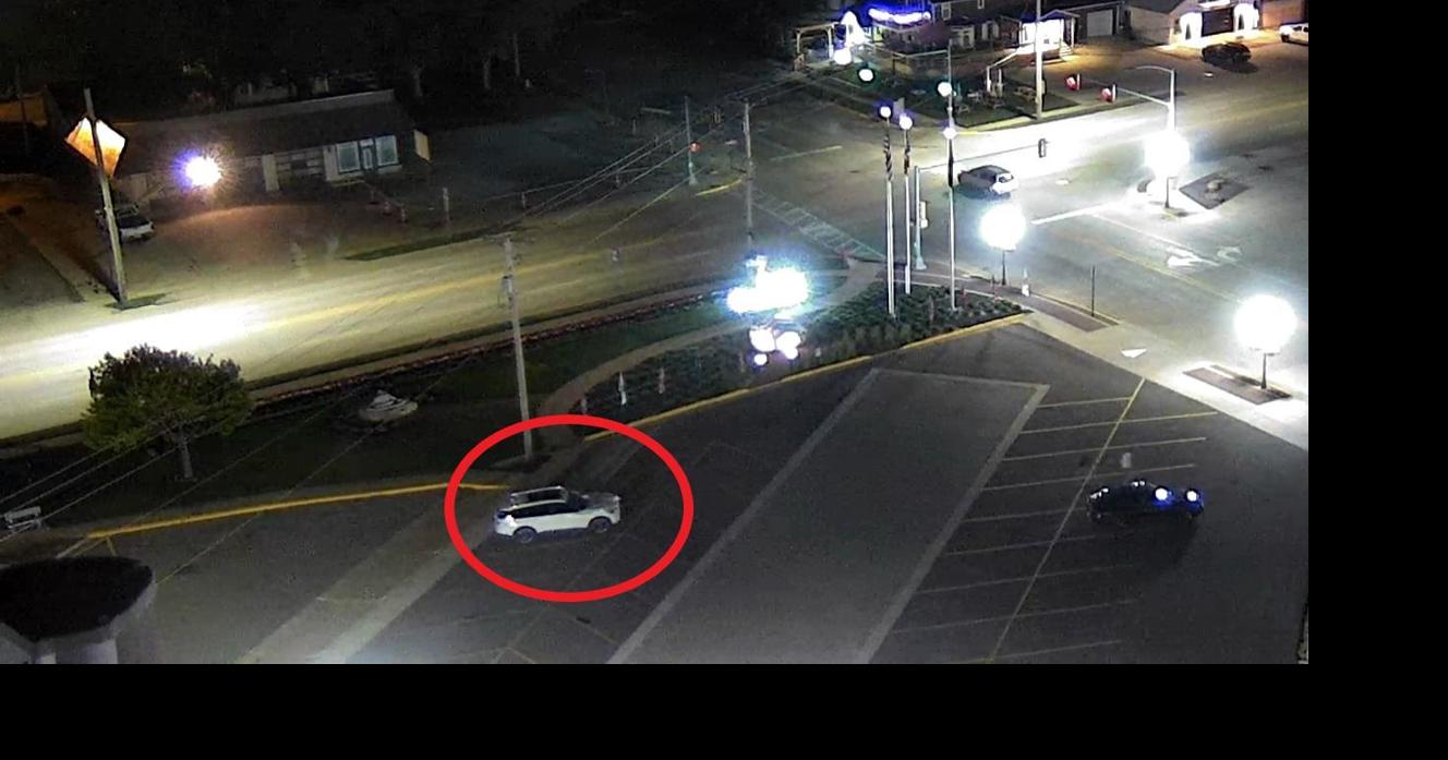 Clear Lake police seek help in identifying street sign vandal