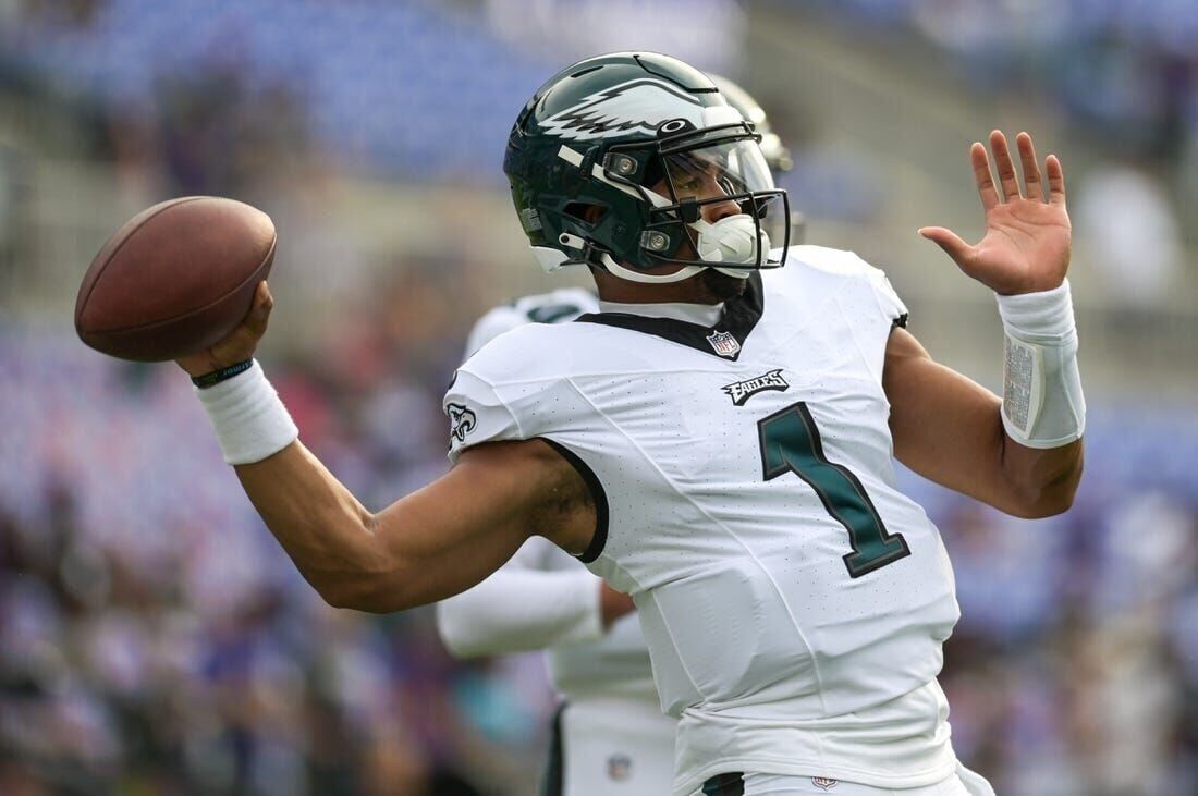 Philadelphia Eagles' grounds crew chief Tony Leonard prepares for