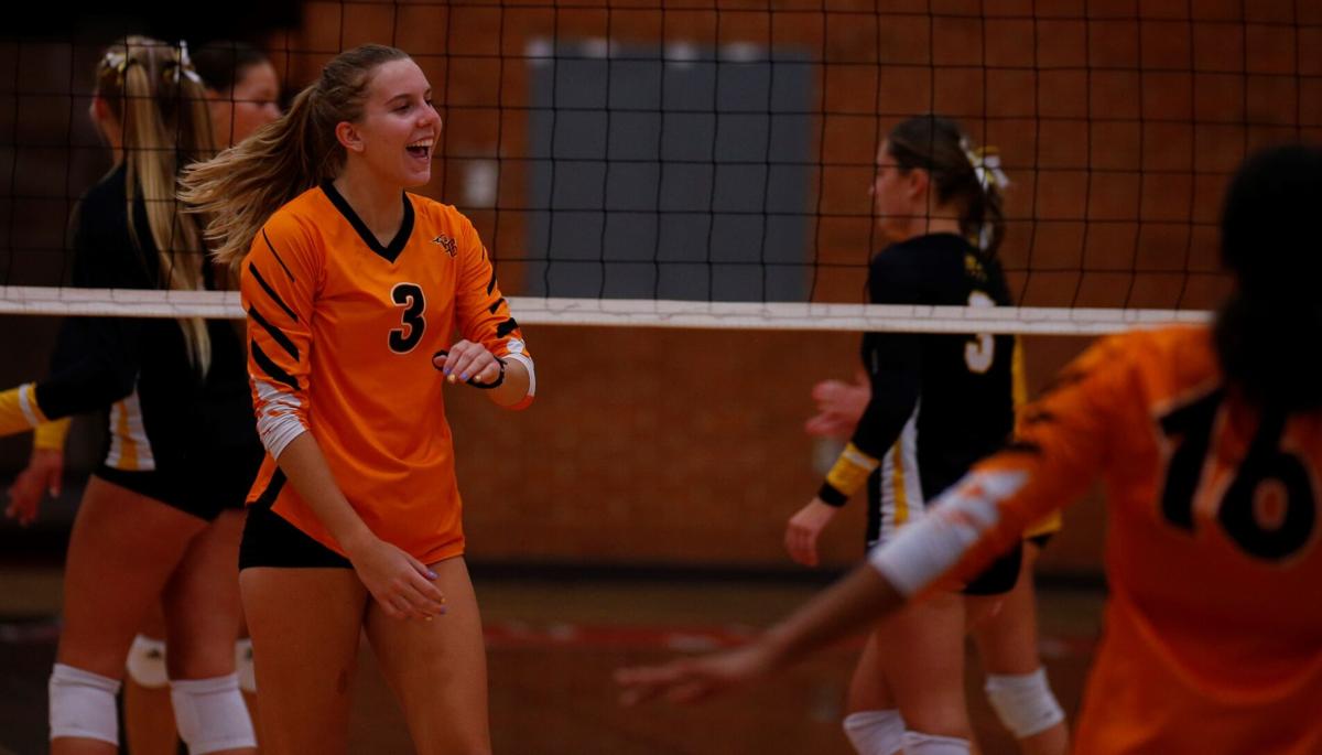 High School Volleyball IGHSAU Rankings (Sept. 14)