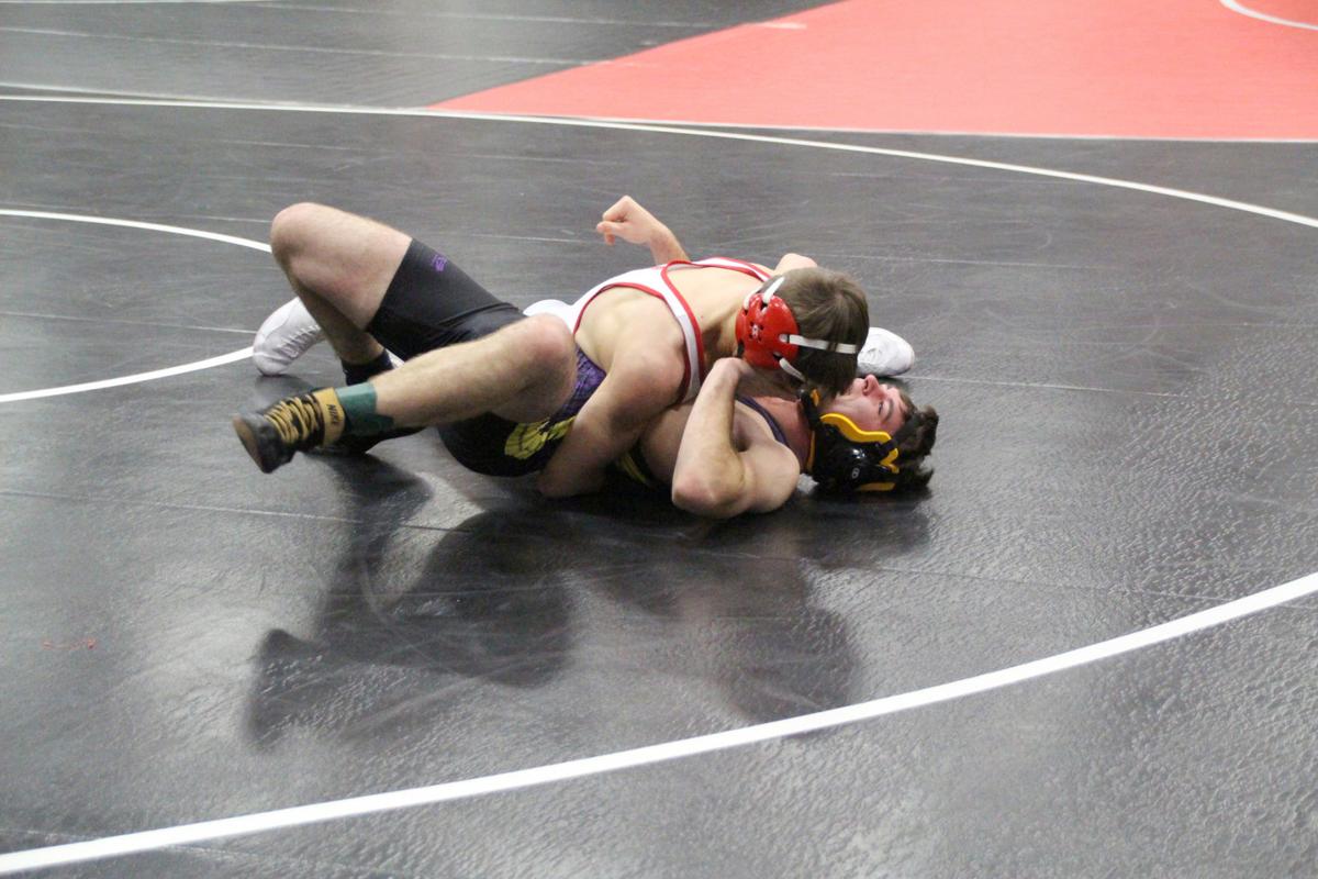 WH wrestling-Kane Zuehl