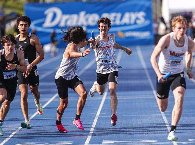 2023 Drake Relays Mason City boys' 4x400meter relay team finishes