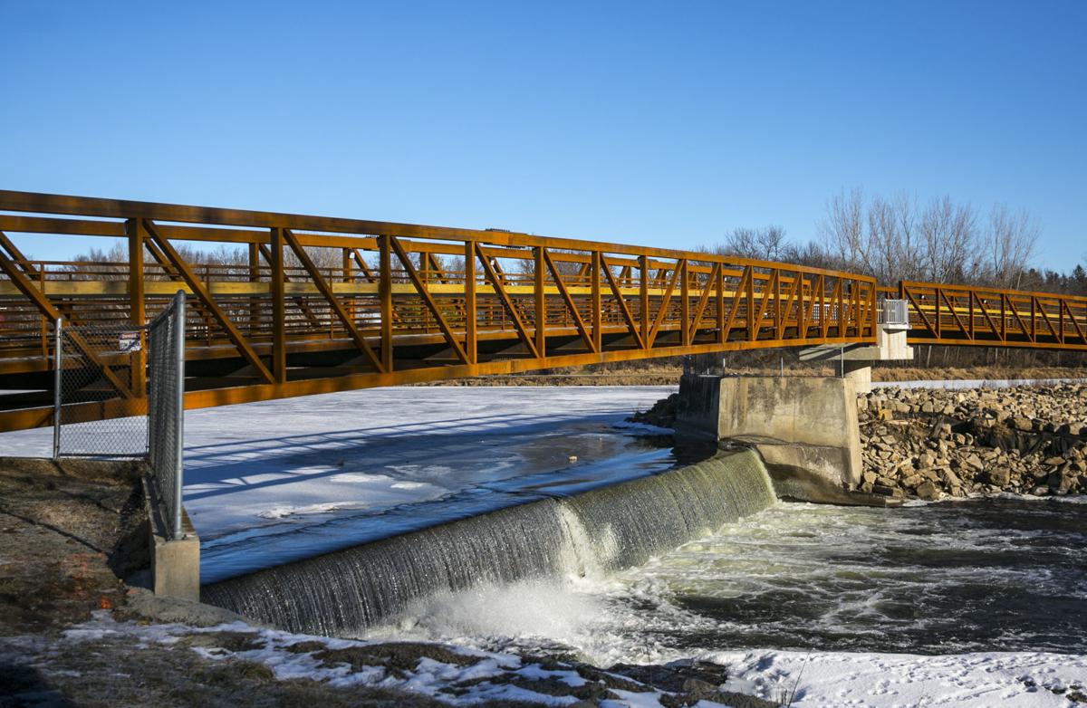 'A stone's throw' away New bridge in Nora Springs unites a town