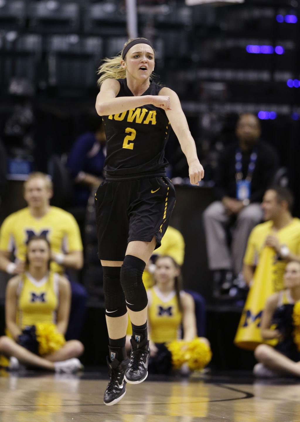 Iowa Women S Basketball Team On A Mission Following Disappointing