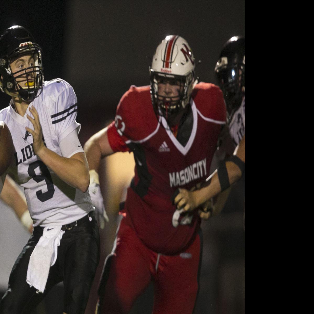 High School Football Clear Lake Looks To Cage Bulldogs On Friday