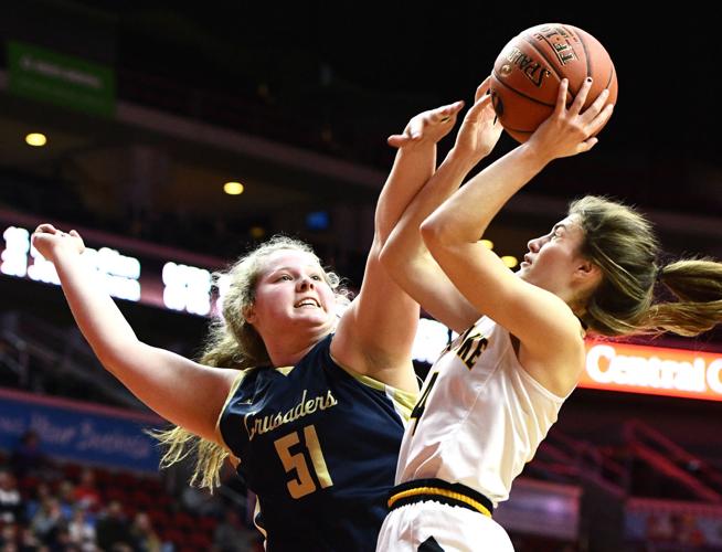 Heelan vs Clear Lake state basketball