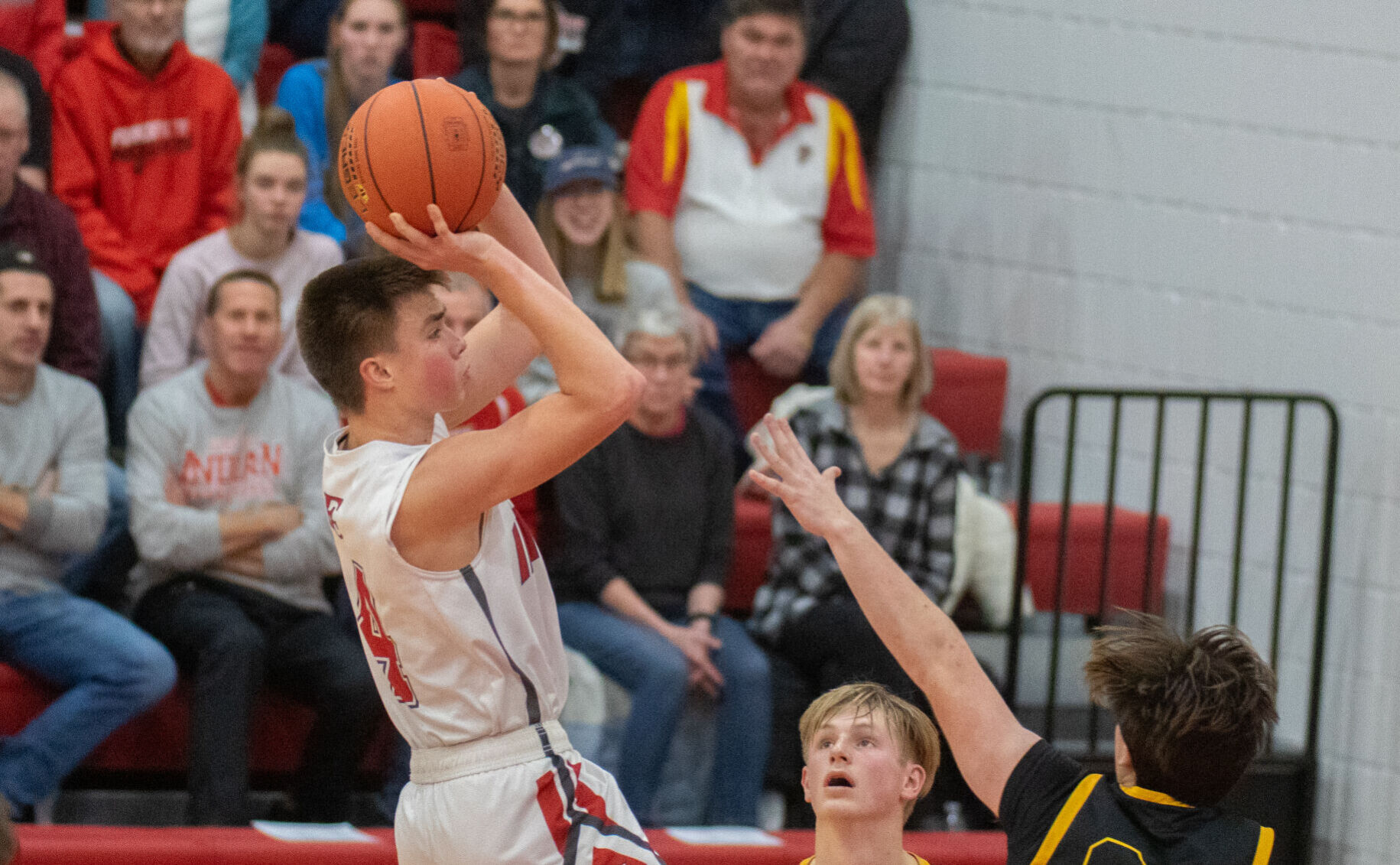 High School Basketball: Thursday’s scores from North Iowa