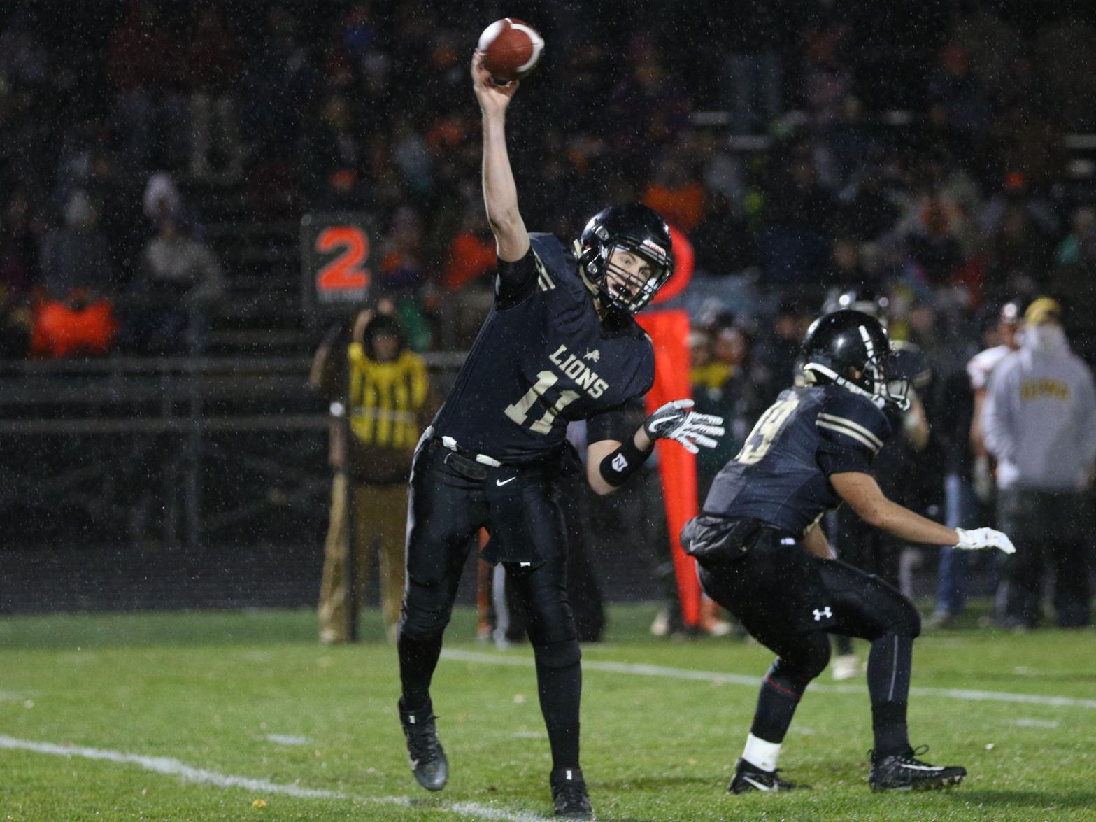 Photos Clear Lake Vs Waukon 10 27 2017 North Iowa High School Football Globegazette Com