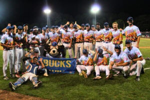 Waterloo Topples La Crosse, 10-2, in Home Finale