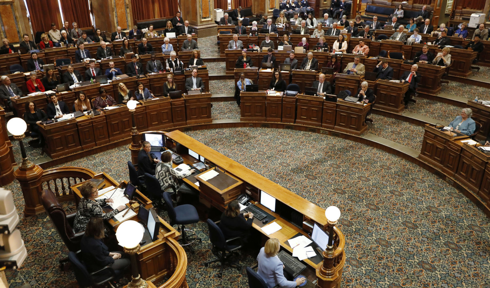 Iowa Legislature: 5 Hot-button Issues For The 2019 Session | Iowa & The ...