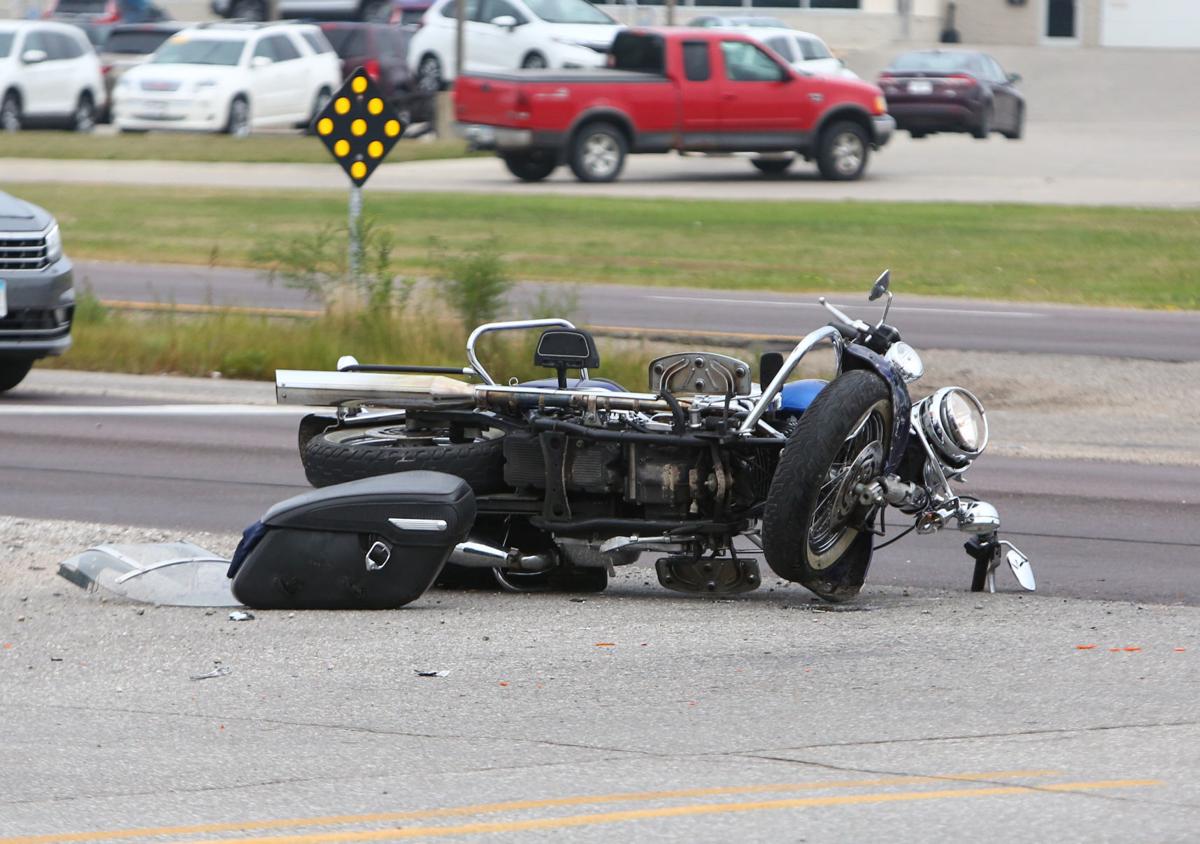 Motorcycle crash sends man to hospital in Mason City Mason City
