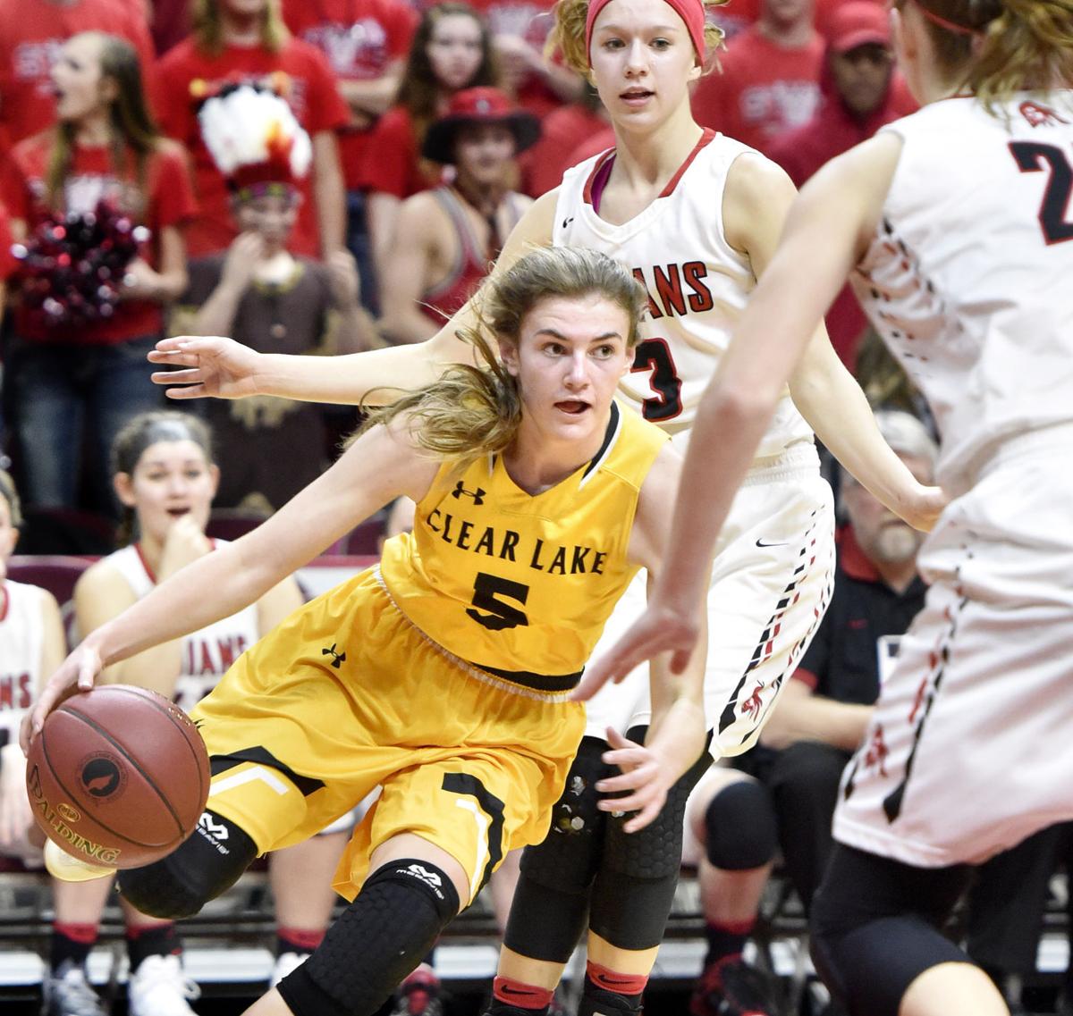 Photos Clear Lake vs. Pocahontas area North Iowa High School