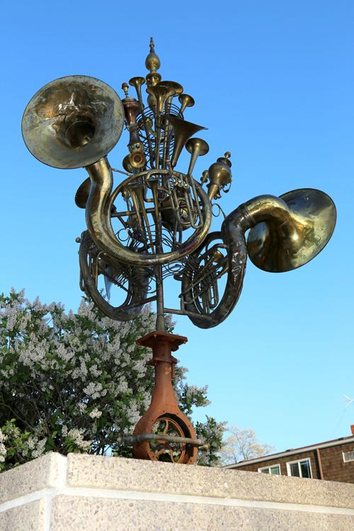 76 Trombones