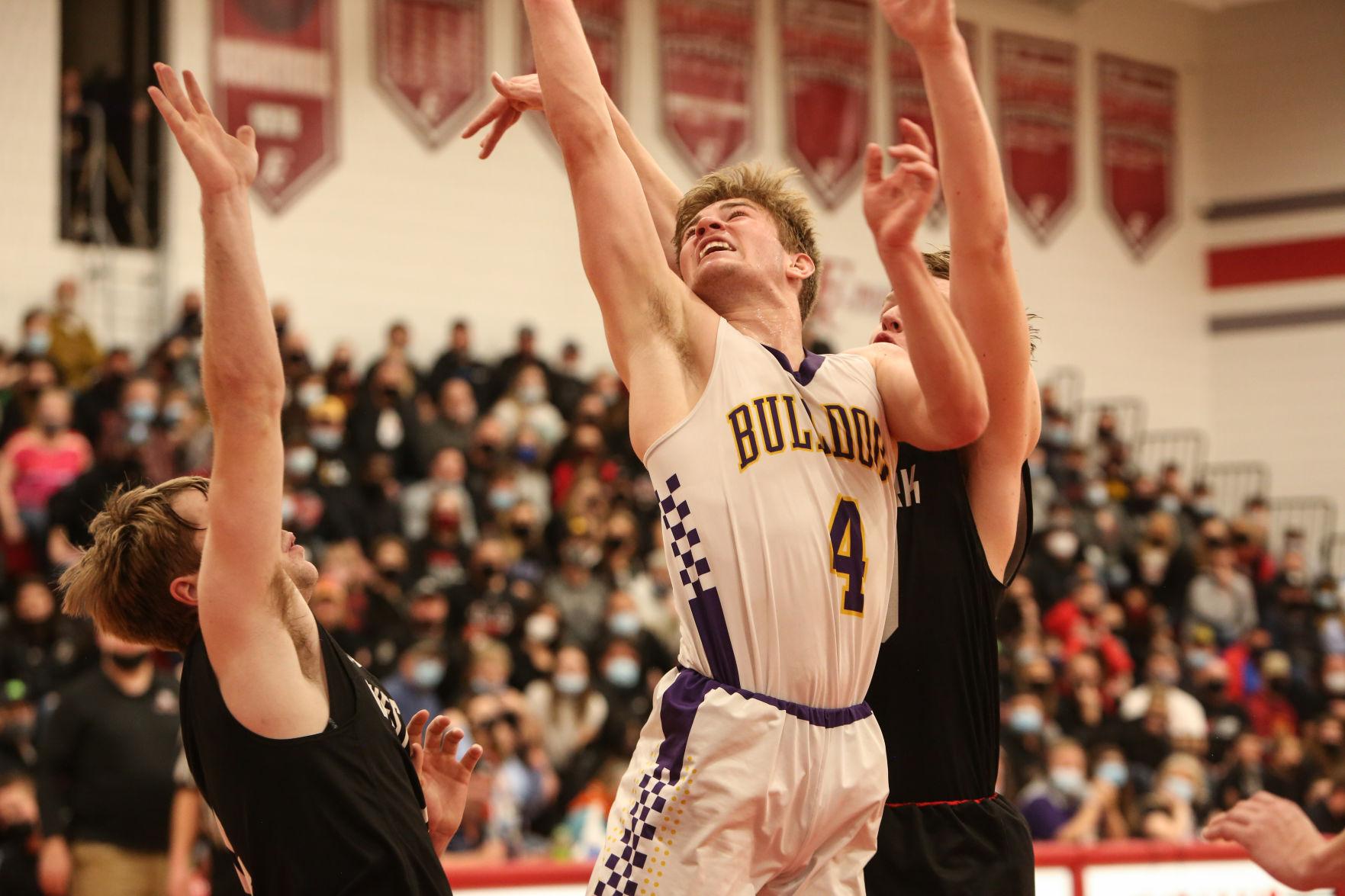 Back to back Lake Mills boys punch ticket to state with