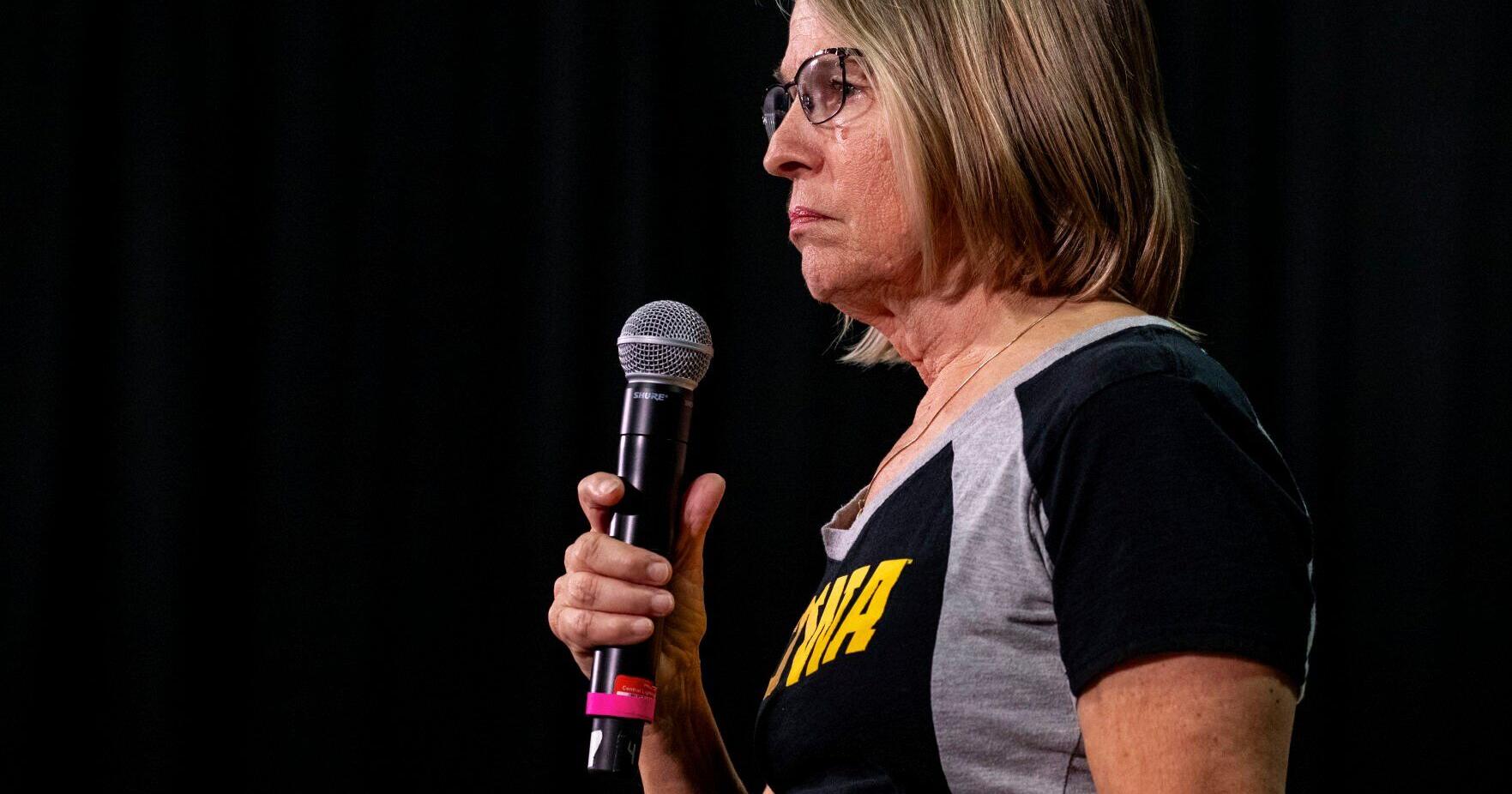 Miller-Meeks sets up 1 of 2 Iowa congressional rematches - Vimarsana News