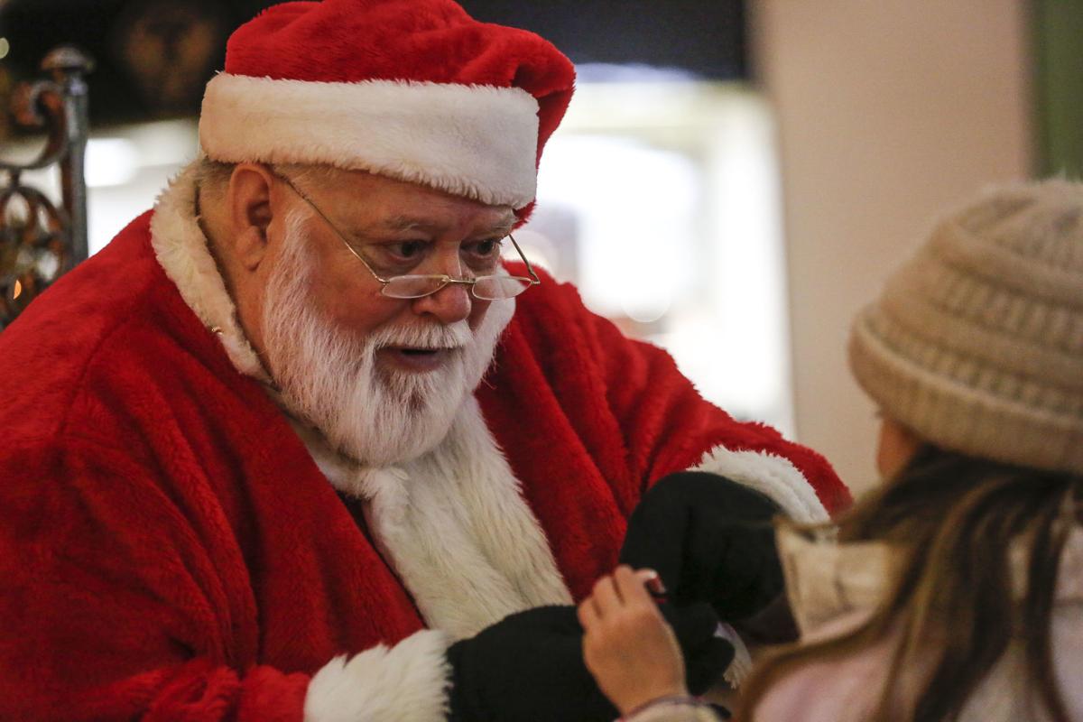 Home for the Holidays boosts small businesses in downtown ...