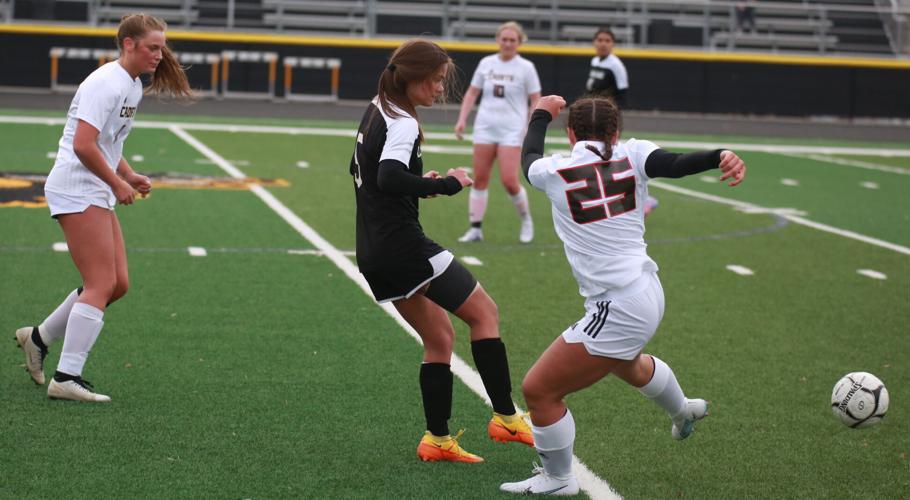 High school girls' soccer Iowa FallsAlden downs shorthanded Clear