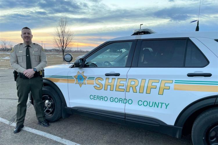 Cerro Gordo deputies given valor award for saving life