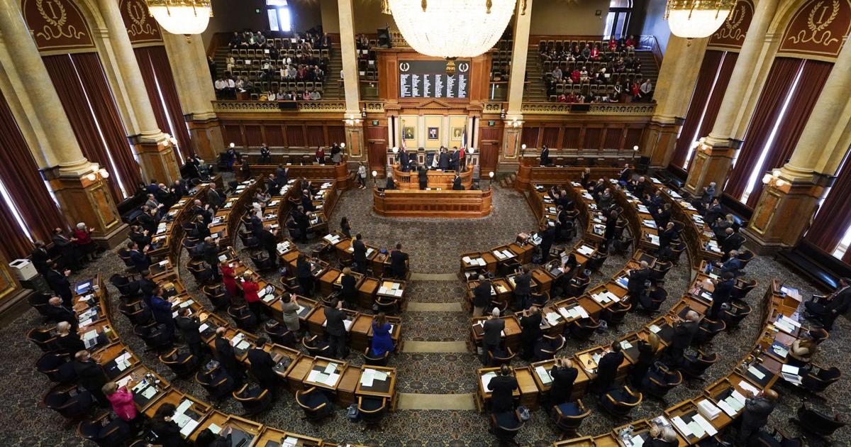 Which bills died and which survived in the second ‘funnel’ of Iowa’s 2025 session?