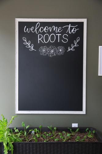 5 Styles Wooden Mini Chalkboard Signs With Supporting - Temu